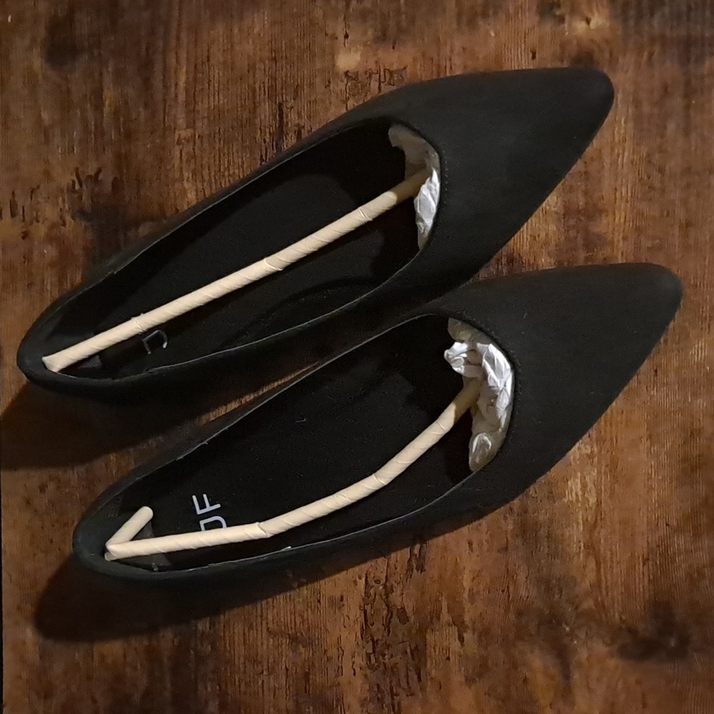 JustFab Black Faux Suede Pointed Toe Flats